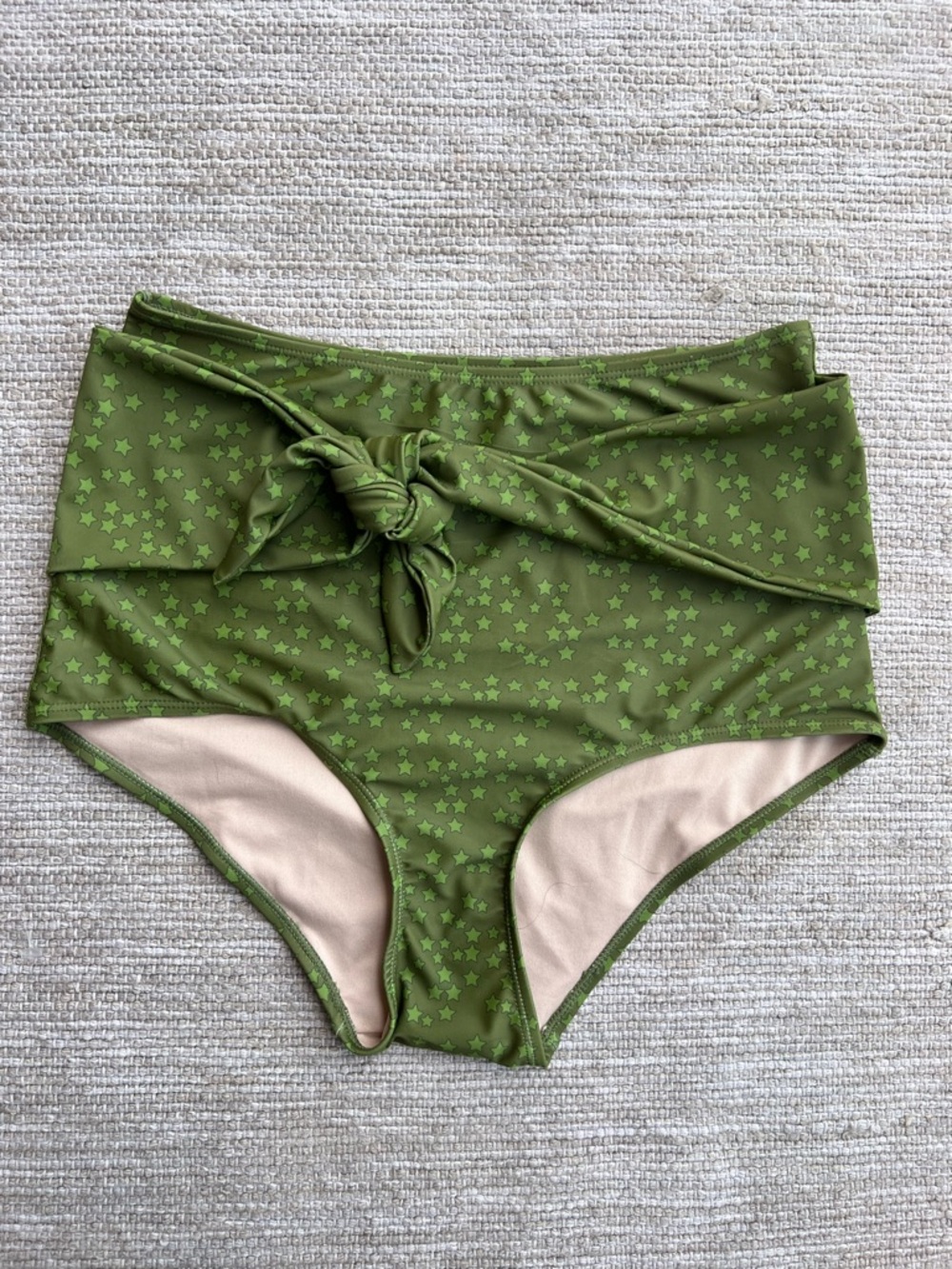 Kortni Jeane Green Star Print Tie-Up-Front Swim Bottoms size Medium